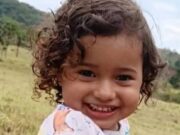 Após buscas, Corpo de Bombeiros localiza corpo de menina de 2 anos desaparecida Após buscas, Corpo de Bombeiros localiza corpo de menina de 2 anos desaparecida