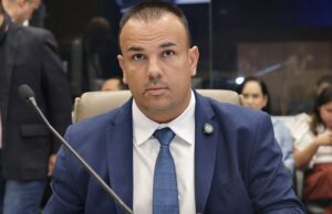 Vereador Diogo Tufão acusa secretário de perseguição política; André Fortaleza nega
