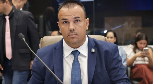 Vereador Diogo Tufão acusa secretário de perseguição política; André Fortaleza nega Vereador Diogo Tufão acusa secretário de perseguição política; André Fortaleza nega