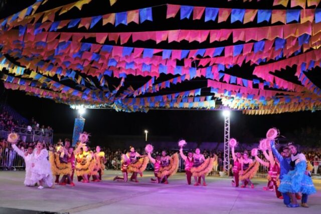 Apresentações de quadrilhas e comidas típicas marcam a 23ª edição do Grande Arraial de Goiânia Apresentações de quadrilhas e comidas típicas marcam a 23ª edição do Grande Arraial de Goiânia