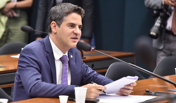 Ismael Alexandrino aposta em chapa pura de Caiado e vê disputa acirrada pela vice de Daniel Vilela Ismael Alexandrino aposta em chapa pura de Caiado e vê disputa acirrada pela vice de Daniel Vilela