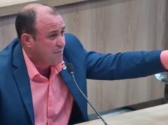 Vereador critica Jair Bolsonaro e diz que o presidente Lula “vai para o quarto mandato” Vereador critica Jair Bolsonaro e diz que o presidente Lula "vai para o quarto mandato"