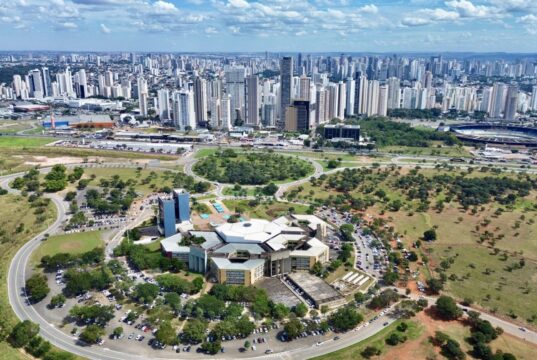 Goiânia liderou a abertura de empresas em Goiás com 4.799 novos negócios em junho