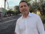 Vilela vistoria recapeamento na Vila Brasília e promete ruas prontas antes do período chuvoso Vilela vistoria recapeamento na Vila Brasília e promete ruas prontas antes do período chuvoso