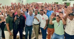 Eleições 2026: Juarez Lopes retira pré-candidatura e declara apoio a Romário Policarpo Eleições 2026: Juarez Lopes retira pré-candidatura e declara apoio a Romário Policarpo