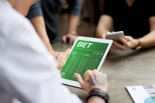 Anúncios de bets agora devem exibir advertências obrigatórias ao público