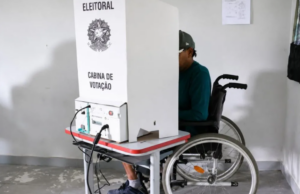 Eleições 2026: programa oferece transporte gratuito para eleitores com deficiência; veja como solicitar Programa Seu Voto Importa garante transporte gratuito para eleitores com deficiência nas Eleições 2026