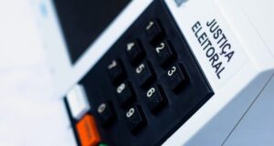 Voto em trânsito permite votar fora do domicílio eleitoral nas Eleições 2026