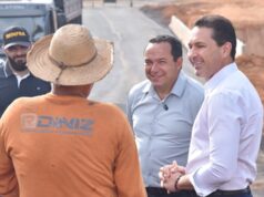 Prefeito Vilela vistoria avanço das obras no Colinas de Homero e Veiga Jardim Prefeito Vilela vistoria avanço das obras no Colinas de Homero e Veiga Jardim