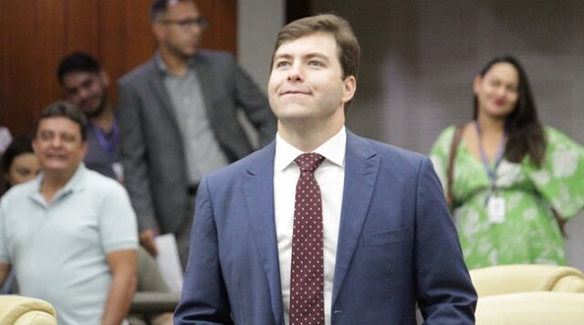 Pesquisa espontânea coloca Lucas Kitão entre os favoritos na disputa pela Alego Pesquisa espontânea coloca Lucas Kitão entre os favoritos na disputa pela Alego