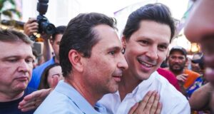 Prefeito Vilela lidera mobilização em primeiro ato da campanha de Daniel em Aparecida