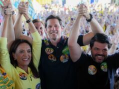 Prefeito de Anápolis abandona Wilder Morais e declara apoio a Daniel Vilela Prefeito de Anápolis abandona Wilder Morais e declara apoio a Daniel Vilela