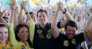 Prefeito de Anápolis abandona Wilder Morais e declara apoio a Daniel Vilela