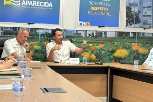 Aparecida terá 288 câmeras do IA Contra o Crime e prefeito Vilela manda recado a criminosos Aparecida terá 288 câmeras do IA Contra o Crime e prefeito Vilela manda recado a criminosos