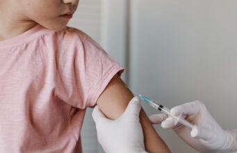 Goiás reforça vacinação de crianças e adolescentes; campanha segue até setembro Campanha reforça vacinação de crianças e adolescentes em Goiás