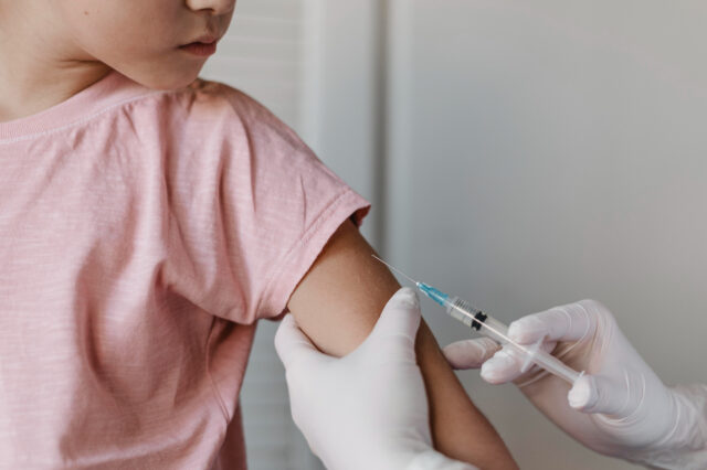 Campanha reforça vacinação de crianças e adolescentes em Goiás Campanha reforça vacinação de crianças e adolescentes em Goiás