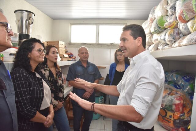 Alimentos arrecadados no Aparecida é Show começam a ser distribuídos Alimentos arrecadados no Aparecida é Show começam a ser distribuídos