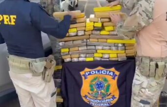 Perseguição na BR-060 termina com motorista preso e mais 440 kg de drogas apreendidos