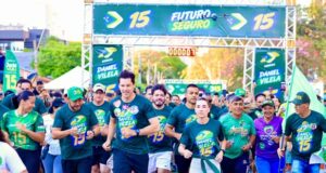 Daniel e a primeira-dama Iara Vilela participaram da corrida neste sábado
