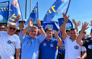 Denes Pereira percorreu trechos das avenidas Contorno, Mangalô e do Povo, na Vila Mutirão