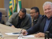 Gilsão ganha apoio de mais 4 vereadores e mostra força contra possíveis adversários na Câmara Gilsão Meu Povo demonstrou força para a reeleição ao receber apoio público de 14 vereadores
