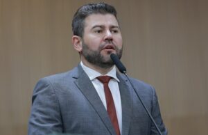 Governador Daniel Vilela decreta luto oficial em razão da morte de Amilton Filho Amilton Filho, de 41 anos, morreu em um acidente na BR-050, em Cristalina