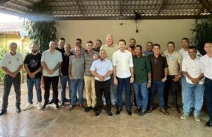 Com presença de Leandro Vilela, base de Gilsão reforça apoio à atual Mesa Diretora