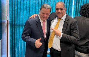 Jeferson Rodrigues desiste de candidatura e PSDB sofre terceira baixa na chapa federal Jeferson Rodrigues afirmou que segue na campanha de Marconi Perillo