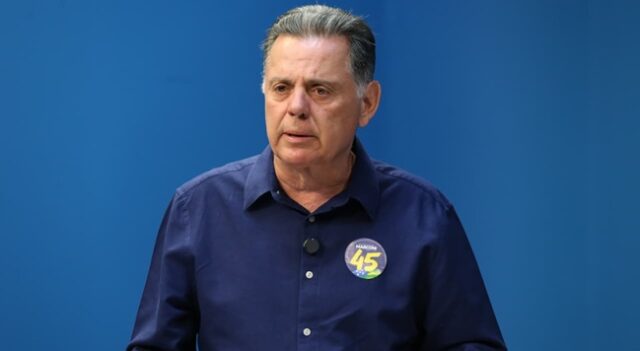 Marconi-Perillo-critica-regra-do-IPVA-sancionada-por-ele-proprio-em-2015 Marconi Perillo sancionou a Lei nº 19.021 em setembro de 2015 que determinou a mudança de dez para 15 anos para isenção do IPVA