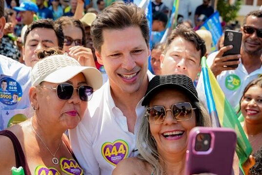 Daniel Vilela alcança 50,5% dos votos válidos, percentual necessário para vencer a disputa pelo Governo de Goiás no primeiro turno, aponta a pesquisa