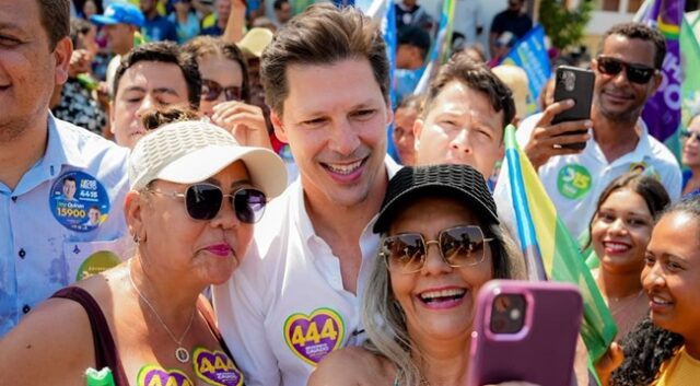 Parana-Pesquisas-Daniel-Vilela-abre-mais-de-27-pontos-e-venceria-no-1º-turno Daniel Vilela alcança 50,5% dos votos válidos, percentual necessário para vencer a disputa pelo Governo de Goiás no primeiro turno, aponta a pesquisa