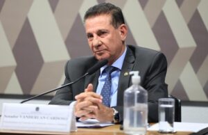 Fim da escala 6×1: Vanderlan declara apoio e defende novas formas de contratação Fim da escala 6x1: Vanderlan declara apoio e defende novas formas de contratação