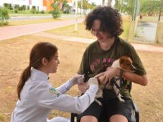 Aparecida terá 61 pontos de vacinação contra a raiva neste sábado; confira a lista Dia D terá 61 pontos de vacinação contra a raiva em Aparecida