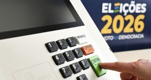 Eleitores vão às urnas neste domingo (4) para o primeiro turno das Eleições 2026