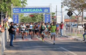 Entrega dos kits acontece um dia antes da corrida em Aparecida de Goiânia