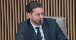 Vereador da oposição sinaliza apoio a Gracinha Caiado: "é uma ótima candidata ao Senado"