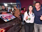Felipe Mabel inaugura escritório em Senador Canedo e reforça dobradinha com Salma da Pestalozzi Felipe Mabel e Salma da Pestalozzi inauguram escritório político em Senador Canedo ao lado de apoiadores.