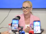 Advogada criminalista, Fernanda Sarelli nasceu em Porangatu e construiu sua trajetória profissional e social em Aparecida de Goiânia