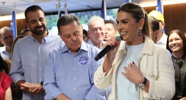 Flávia do Maguito deixa a disputa por uma vaga na Câmara dos Deputados após agravamento de seu quadro de saúde.