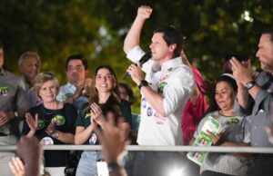 Goiás Pesquisas: Daniel abre 25 pontos sobre Marconi e venceria no 1º turno; Wilder tem 13% Pesquisa eleitoral em Goiás mostra Daniel Vilela com 42,6%, Marconi Perillo com 17,3% e Wilder Morais com 13,4%