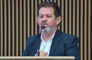 Vereador Gleison Flávio renuncia liderança do prefeito na Câmara de Aparecida