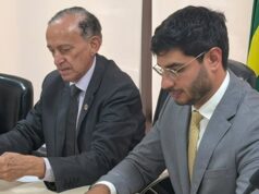 Aava Santiago perde cadeira na Câmara de Goiânia e Michel Magul toma posse Michel Magul durante ato de posse na Câmara de Goiânia