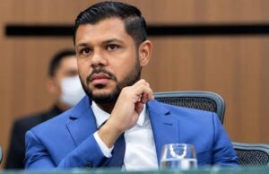 Cidadania racha em Goiânia: Policarpo apoia Flávio Bolsonaro e contraria diretório alinhado a Lula Romário Policarpo foi eleito deputado estadual pelo Cidadania