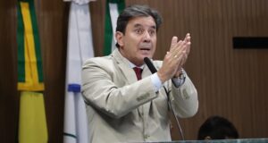 A ação de Mabel cita declarações feitas por Clécio Alves em entrevista à Rádio Sucesso, em dezembro de 2025