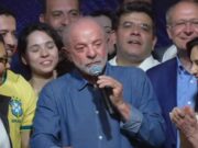 Presidente Lula durante discurso da vitória