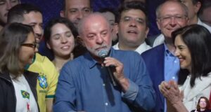 Durante discurso da vitória, Lula agradece apoiadores e se diz “escolhido por Deus” Presidente Lula durante discurso da vitória