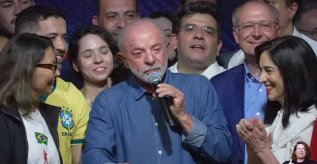 Presidente Lula durante discurso da vitória