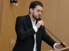 Vereador Felipe Cortez reconhece boa gestão em Aparecida e deixa a oposição ao prefeito Leandro Vilela