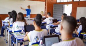 Governo de Goiás dá início a processo para ingresso efetivo de mais 250 professores na rede estadual de ensino