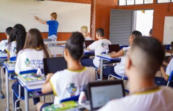 Governo de Goiás dá início a processo para ingresso efetivo de mais 250 professores na rede estadual de ensino